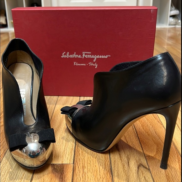 Salvatore Ferragamo Noyal Metal Bootie 6.5 - Picture 5 of 5